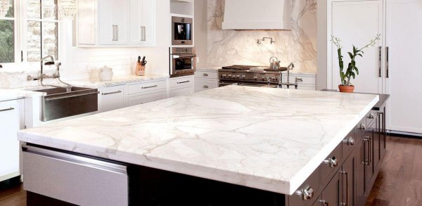 white-quartz-countertop-kitchen-1