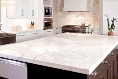 white-quartz-countertop-kitchen-1